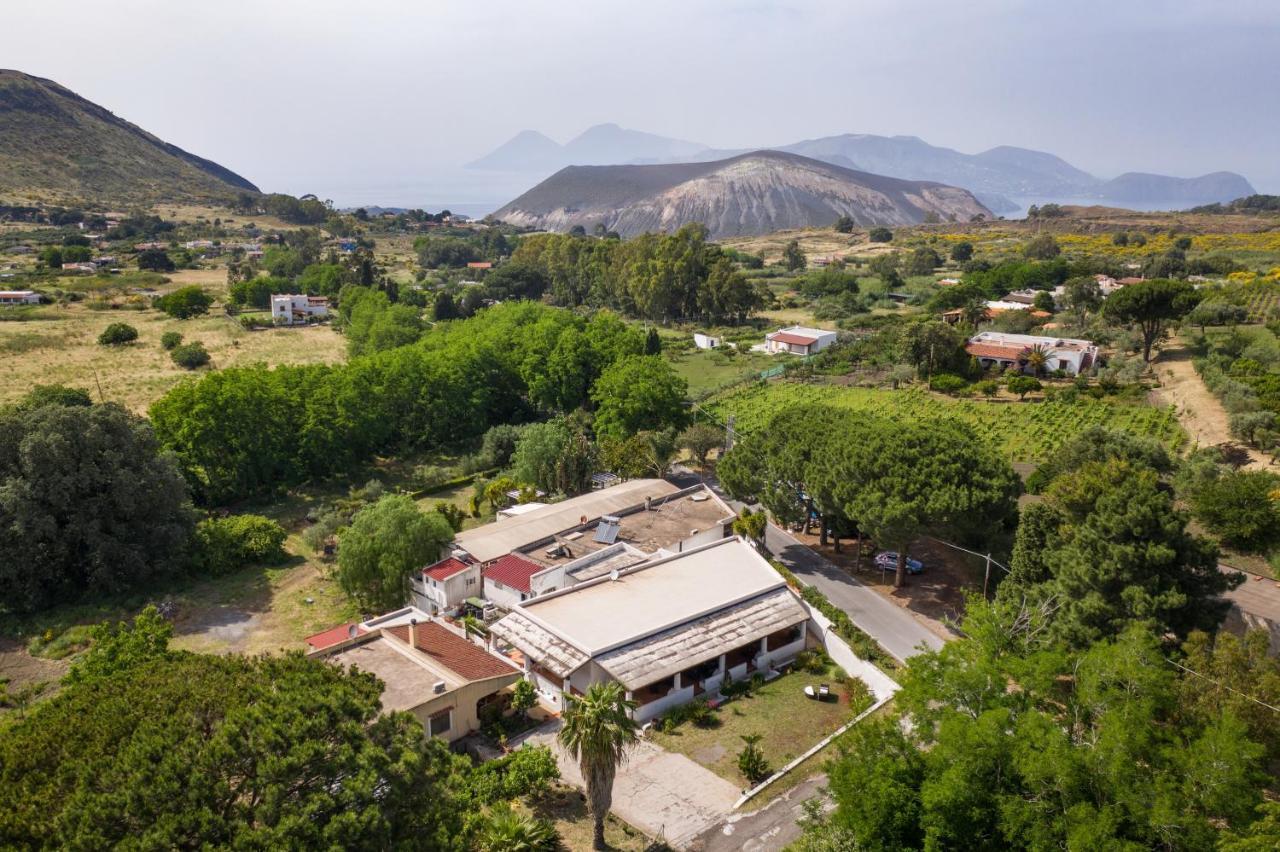 Maria Tindara "La Locanda" Vulcano  Esterno foto