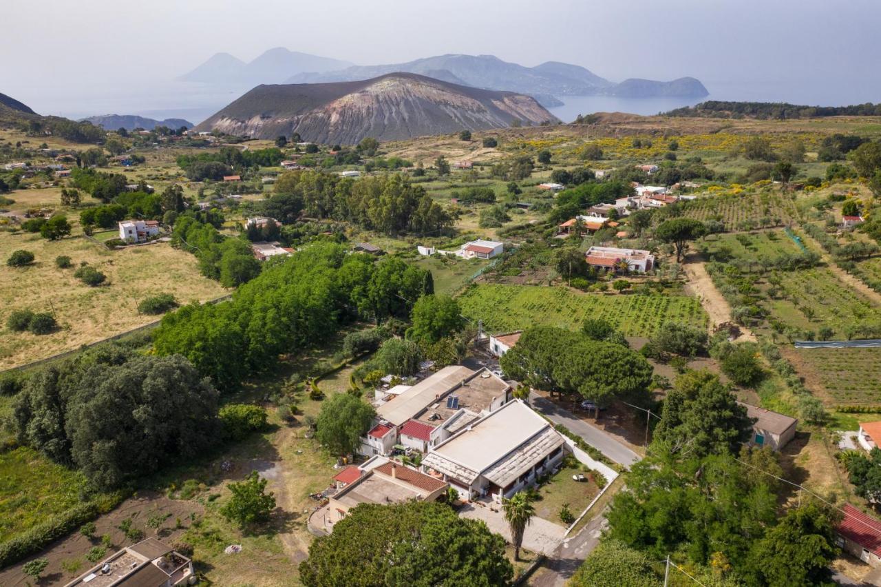Maria Tindara "La Locanda" Vulcano  Esterno foto